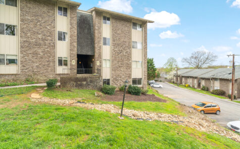 3636 Taliluna Ave #200 Knoxville, TN 37919