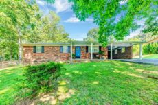 3000 FOREST HEIGHTS CIRCLE LENOIR CITY, TN 37772 - Photo 1